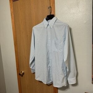 Club Room "Traveler" w/Checked Print Size 16.5/34-35 Button-Front Dress Shirt